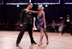 拉丁舞视频,跟随视频领略激情四溢的舞蹈魅力